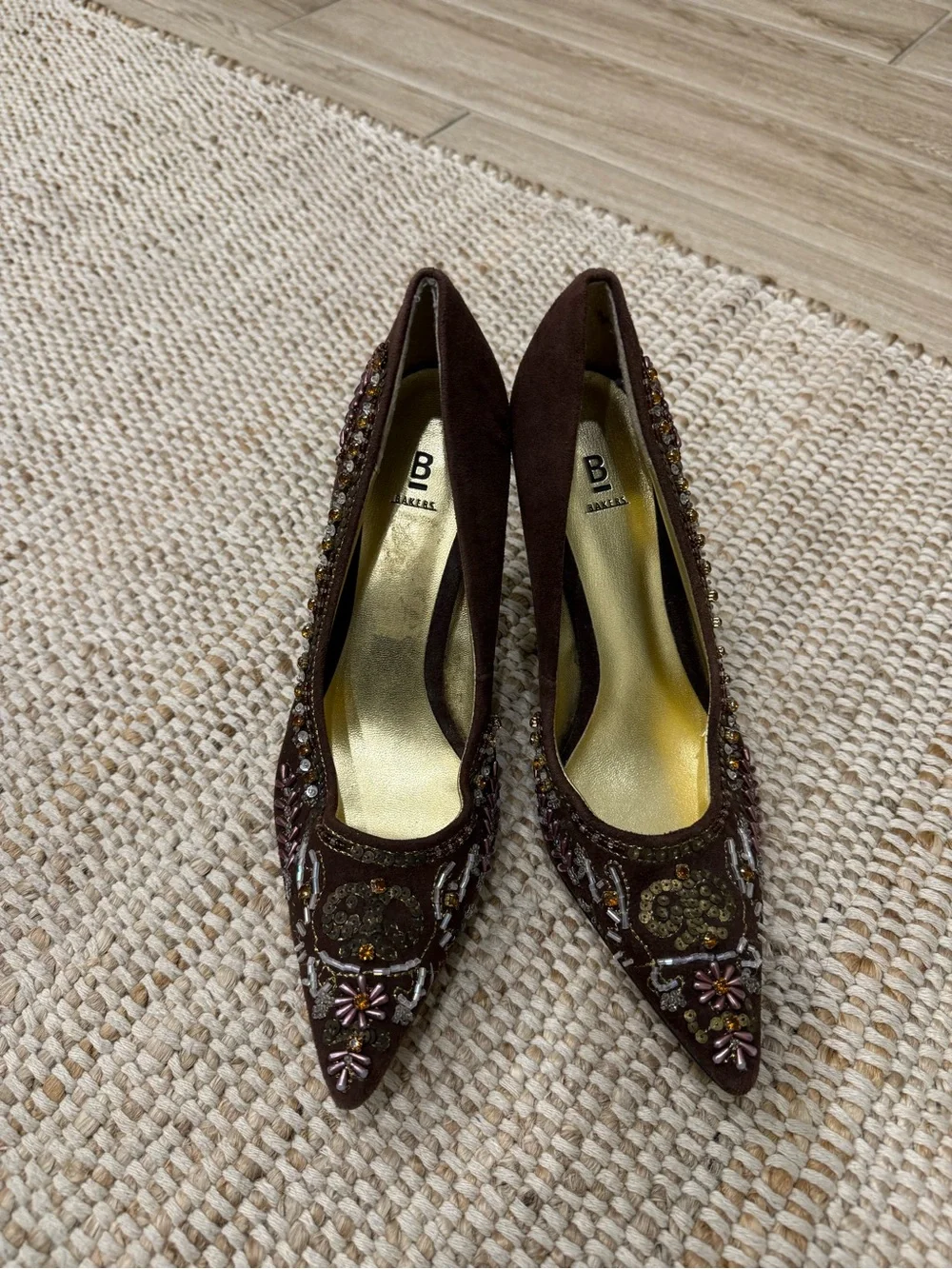 Vintage Y2K Bakers Embellished Suede Pointed Toe Pumps